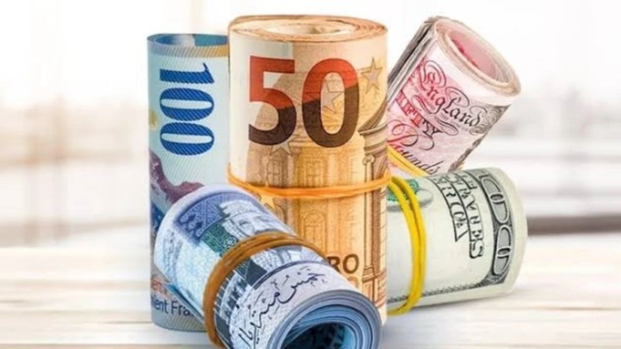 تغيرات جديدة في أسعار العملات الأجنبية لدى البنك الأهلي وفق آخر تحديث